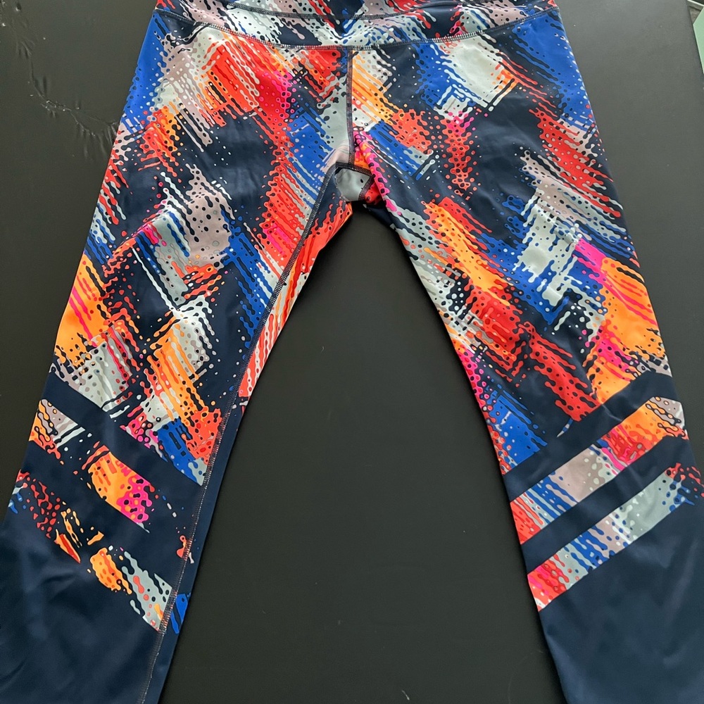 3/4 length Athleta Yoga Pants